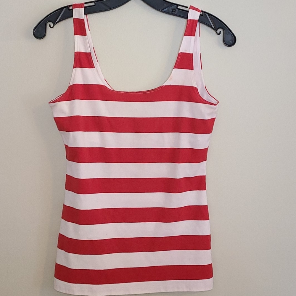 B1G1 Free Banana Republic Tank Top - Picture 1 of 4